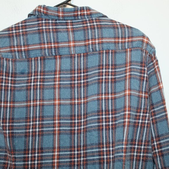 Free Nature Blue and Red Flannel Size Medium - Picture 6 of 8